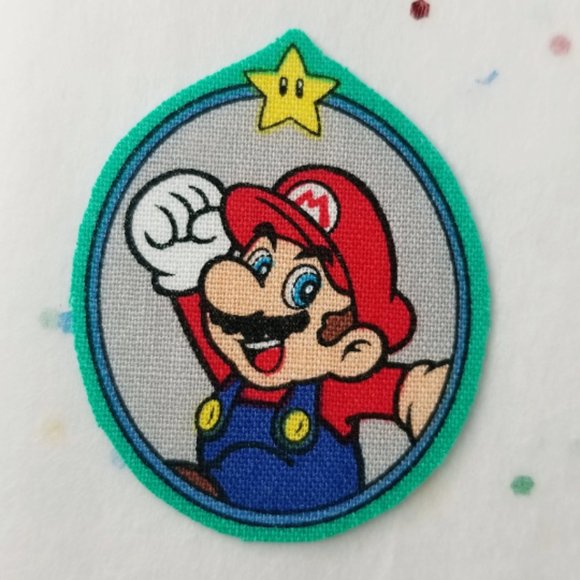 Set of 4 Super Mario Iron On Fabric Motifs/Appliques/Patches - Picture 3 of 6